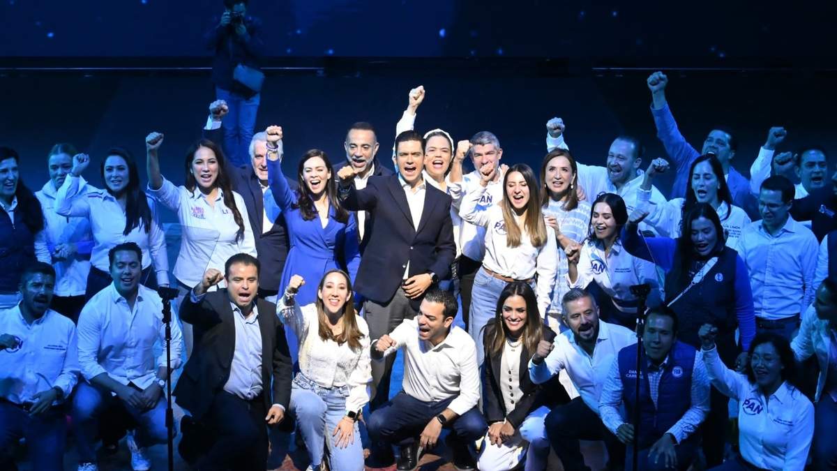 Relanzamiento de la imagen del PAN. "No hubo cirugía reconstructiva"