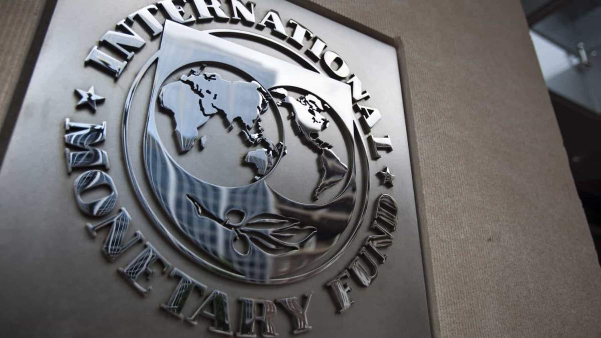 El logotipo del FMI en su sede central en Washington, Estados Unidos. Fuente: (Twitter)