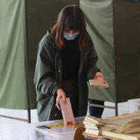 Elecciones primarias en Chile: cómo avanza la jornada en los centros de votación