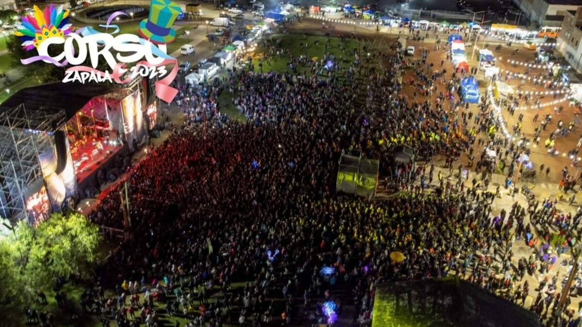 El Corso 2023 se hará el 3, 4 y 5 de febrero en inmediaciones del Paseo La Estación, sobre la Avenida San Martín de Zapala. Fuente: (Facebook)
