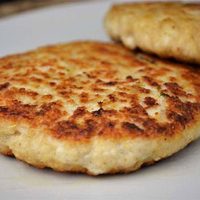 Medallones de pollo rellenos con muzzarella: no termines la semana sin probar esta receta rica y jugosa