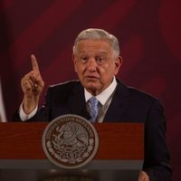“No se van a quedar sin luz”: AMLO ante ola de calor en México