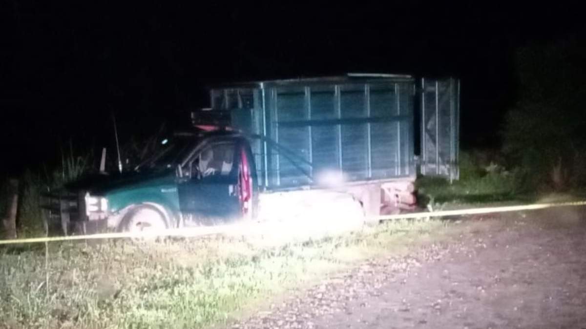 La camioneta baleada por los militares
