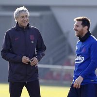 Quique Setién contra el reglamento de los cinco cambios y cómo perjudica al Barcelona