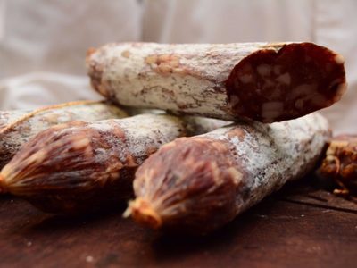 Embutidos con carne de llama, propuesta que apunta a la economía regional