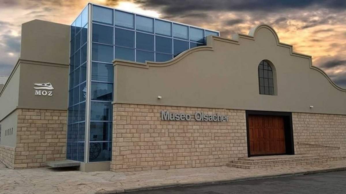 Imponente estructura del  Museo Olsacher en Zapala. Fuente: (Daniel Signorile)