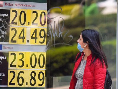 El petróleo hunde aún más al peso
