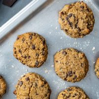 Cookies sin harina, con chispas de chocolate: con un sabor y textura únicos, una receta fácil y saludable para la merienda