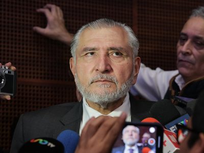 No habrá parlamento abierto para reforma sobre Ley de Amparo: Adán Augusto