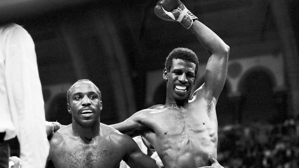 Dwight Muhammad Qawi, boxeador que pasó de prisión a campeón, muere a los 72 años