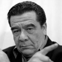 Poeta, locutor, psicoanalista y más: Argentina llora la pérdida del gran Tom Lupo