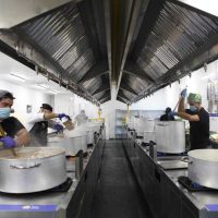 La ONG World Central Kitchen continúa con el ofrecimiento de asistencia
