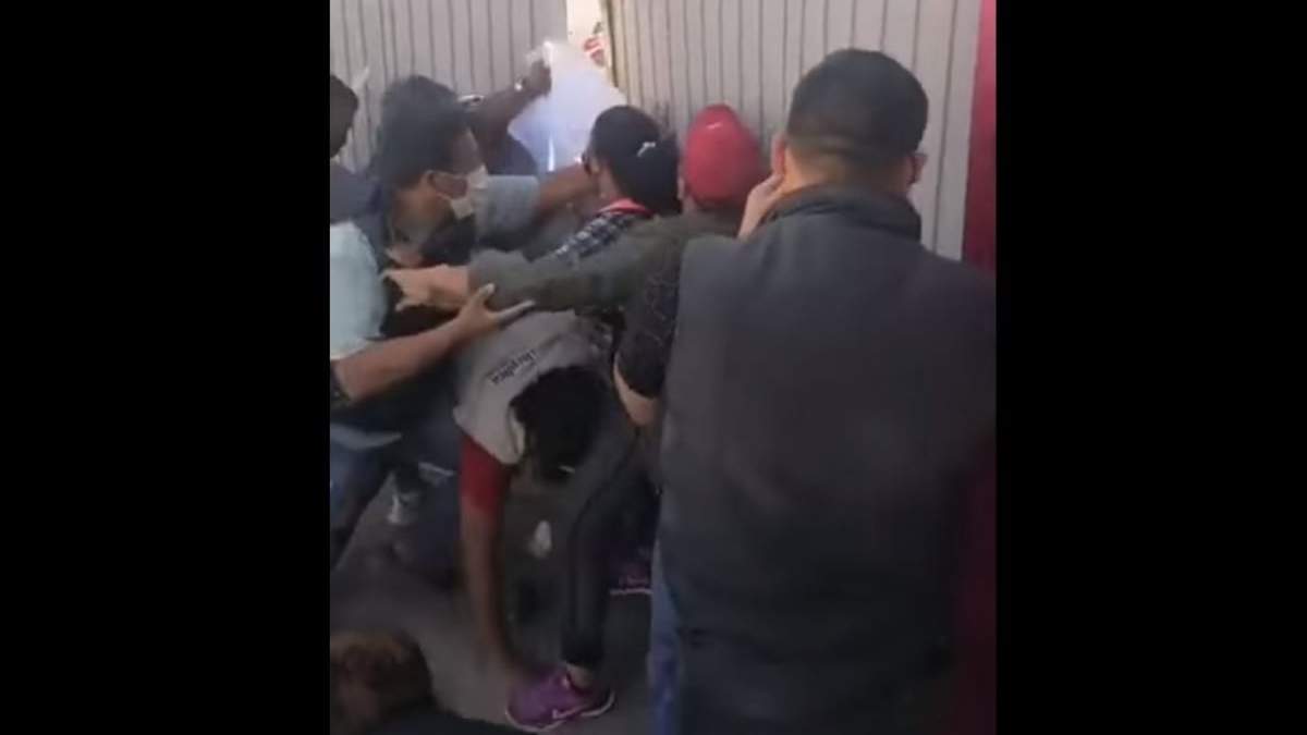 Los empujones entre simpatizantes de Morena en San Luis Potosi