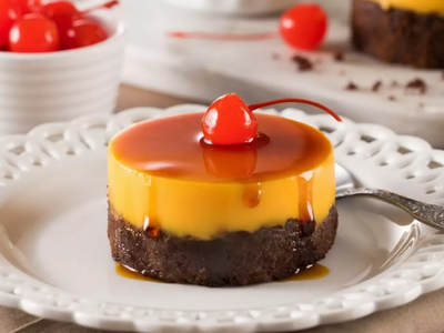 En microondas y en simples pasos, hacé este chocoflan que todos van a amar