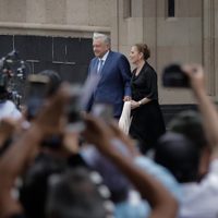 “Es un buen texto”: AMLO reacciona al libro de Beatriz Gutiérrez Müller