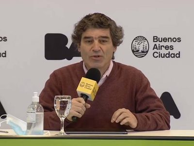 "Lo que ocurrió ayer no fue nada bueno en términos epidemiológicos": la advertencia de Quirós