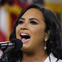 Demi Lovato la rompió en el Super Bowl 2020 pero un detalle del vestuario dio que hablar. ¡Mirá!