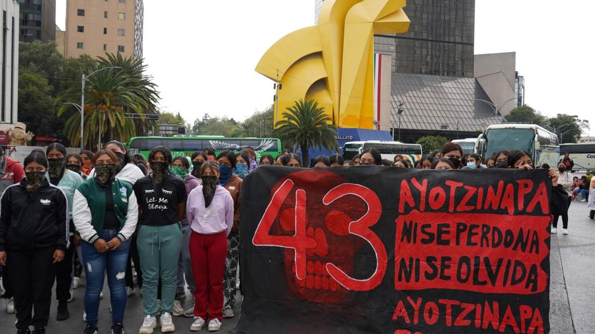 Marcha para exigir el esclarecimiento del caso Ayotzinapa