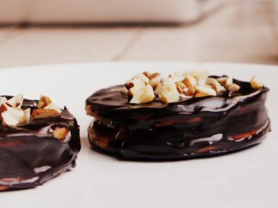 Alfajores de tiramisú: prepará esta receta en casa, facilísima de hacer y con una explosión de relleno