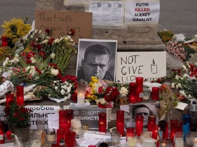 Detenidas decenas de personas durante el funeral de Navalny en Moscú
