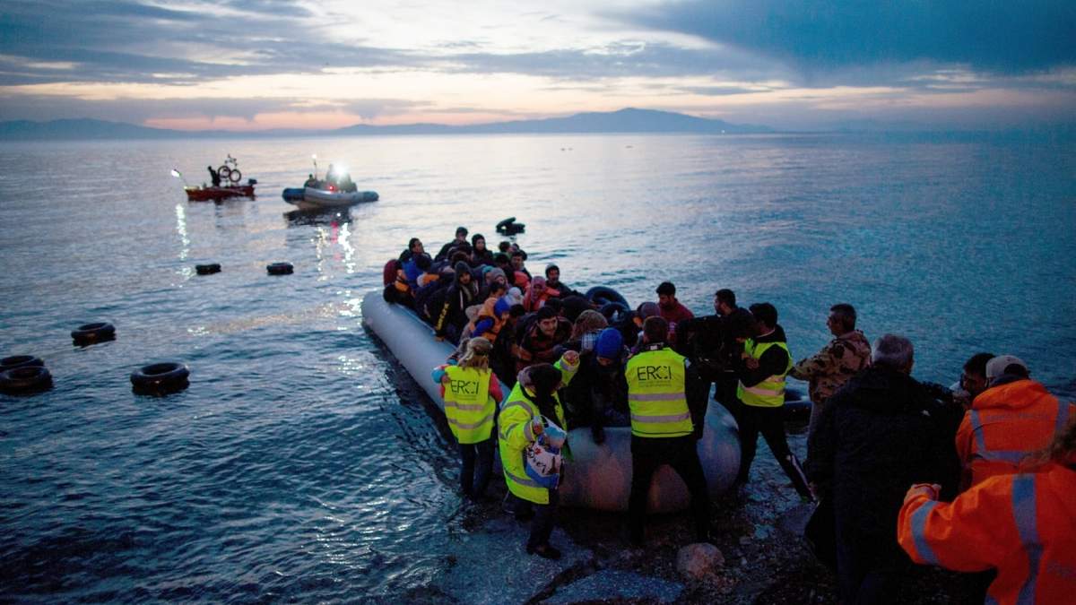 Guardia Costera turca rescata a migrantes. Fuente: (Twitter)