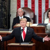 Ciudades mexicanas envían a migrantes de caravanas hacia EU, acusa Trump