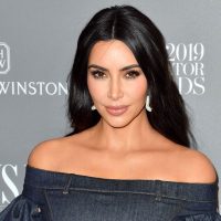Lo hizo de nuevo: Kim Kardashian revolucionó las redes con un increíble traje de dos piezas