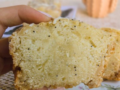 Budín de vainilla: tan suave como manteca y lo podés preparar con solo 6 ingredientes
