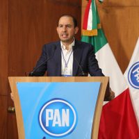 "Corcholatas" de Morena saltan como chapulines: Marko Cortés