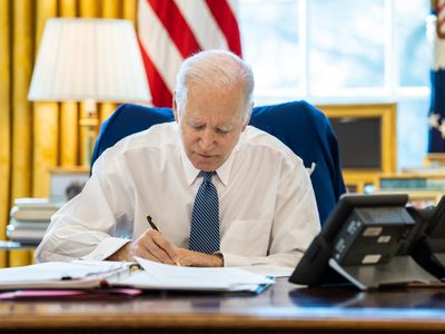 Tras realizar maniobras militares conjuntas Biden recibirá al presidente de Filipinas