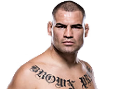 Caín Velásquez, excampeón mundial de UFC, queda libre tras 10 meses de prisión (Video)