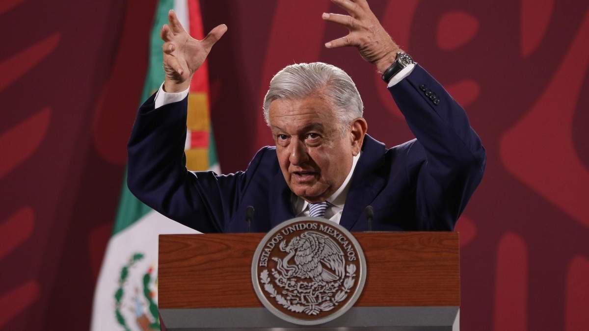 Reproche a los expresidentes
