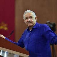 "¿Con qué autoridad moral?" Cuestiona AMLO a Calderón por acusación de complicidad con el crimen
