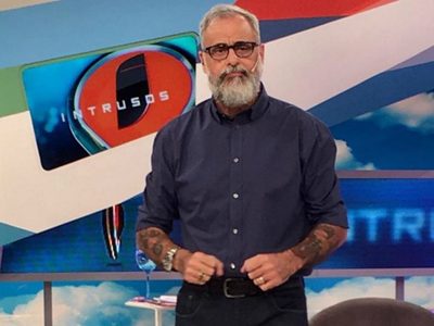 Apartan a periodista de Intrusos por su salud: "La enfermedad empezó a los 7"