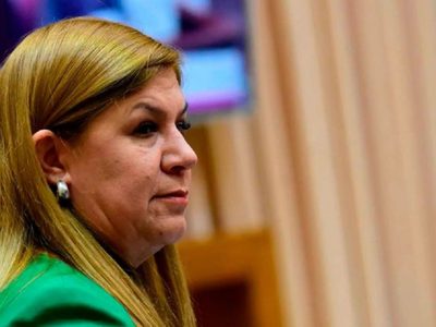 Gloria Ruiz exigió la renuncia de la fórmula de gobierno y un nuevo llamado a elecciones