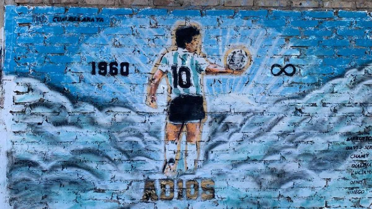 Mural en homenaje a Maradona. Fuente: (Twitter)
