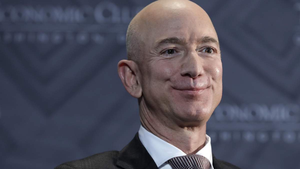 El fundador de Amazon, Jeff Bezos, es el hombre más rico del mundo. Fuente: (Twitter)