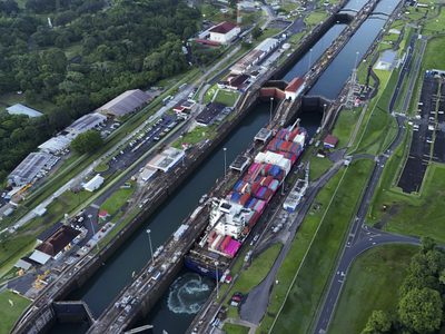 Trump amenaza con intentar recuperar el Canal de Panamá; el presidente Mulino lo rechaza