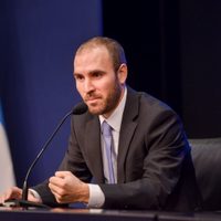 Guzmán se defiende de los fondos y ratificó la propuesta realizada por el Gobierno