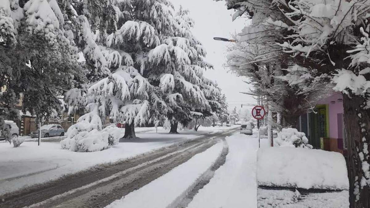 Nevada intensa en el interior de Neuquén. Fuente: (Twitter)