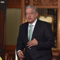 AMLO se equivoca y lamenta muerte "fake" del expresidente Jimmy Carter