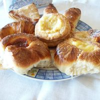 Sin manteca y con 500 gramos de harina, prepará estas facturas caseras para una tarde a puros mates