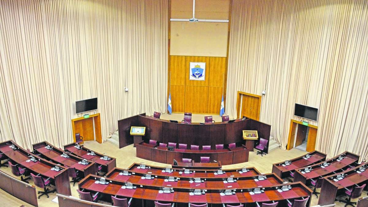 La Legislatura estará vacía por la campaña. Fuente: (Instagram)