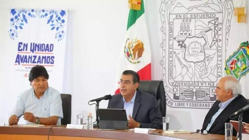 El encuentro, que concluirá el 1 de octubre, se inició con una rueda de prensa en la que estuvieron los expresidentes de Bolivia, Evo Morales, y de Colombia, Ernesto Samper, así como el jurista español Baltazar Garzón y el coordinador del Grupo Puebla, el chileno Marco Enríquez-Ominami
