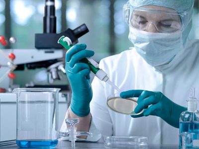 Todo listo para probar la vacuna contra el coronavirus: el Hospital Militar firmó el convenio