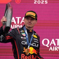 Max Verstappen gana el GP de Azerbaiyán de F1 tras choque de Oscar Piastri en la primera vuelta