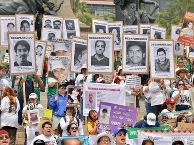 Así se vive en FOTOS la XIV Marcha de la Dignidad Nacional Madres buscando a sus hijas e hijos en Paseo de la Reforma