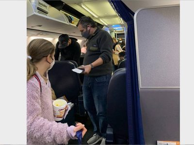 El senador Ted Cruz se va con su familia a Cancún mientras Texas sufre por las nevadas