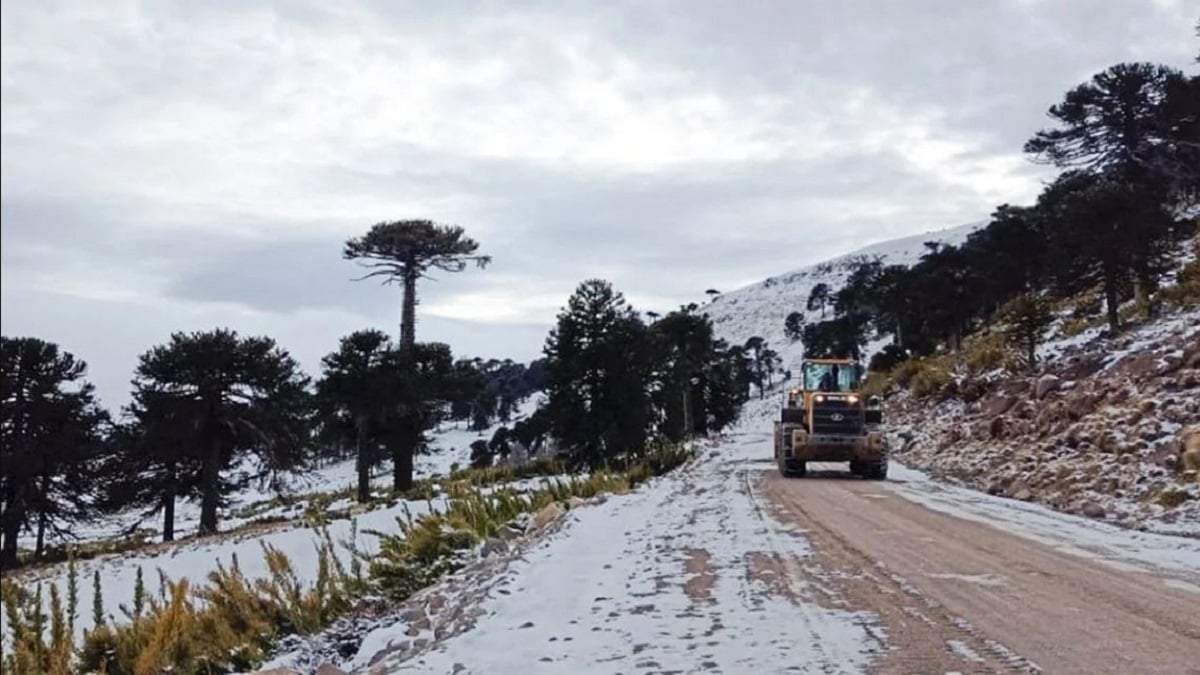Recomiendan transitar con extrema precaución en las rutas de ripio debido al alerta por lluvia y nieve emitido por el SMN. Fuente: (Mejor Informado)