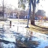 Desborde sin solución: vecinos de Maipú lo sufren desde hace años